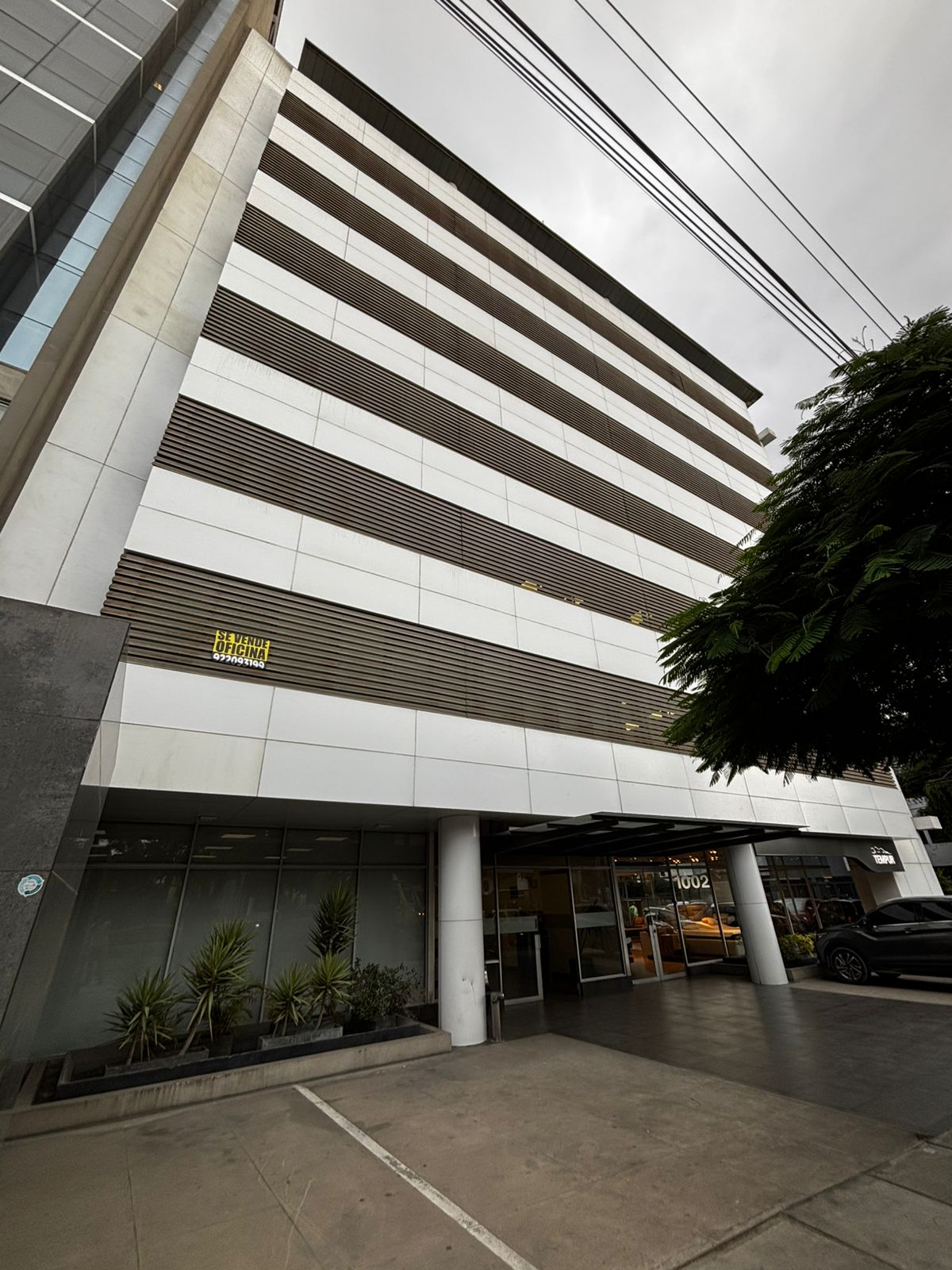 Vista lateral del EdificiO